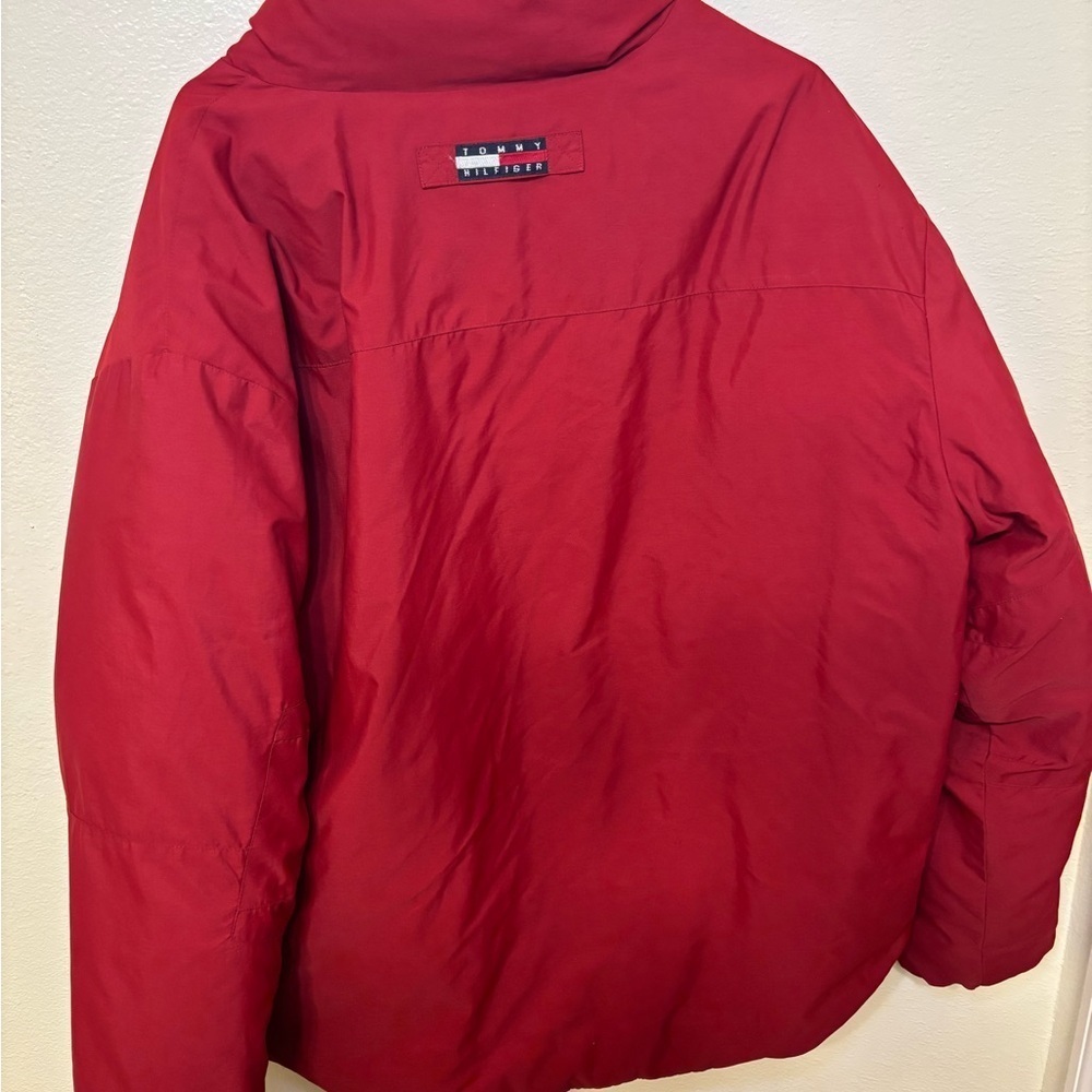 Vintage Tommy Hilfiger Red Insulated puffer Jacket - Picture 6 of 8